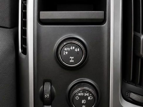 Used 2017 Chevrolet Silverado 1500 LT w/ All Star Edition AWD/4WD image 12