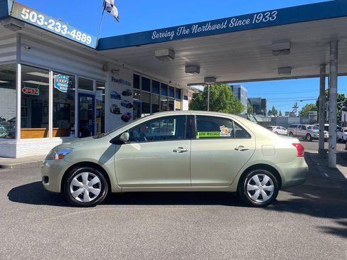 Used 2008 Toyota Yaris Sedan FWD image 11
