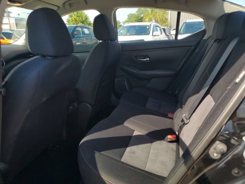 Used 2021 Nissan Sentra SR FWD image 13