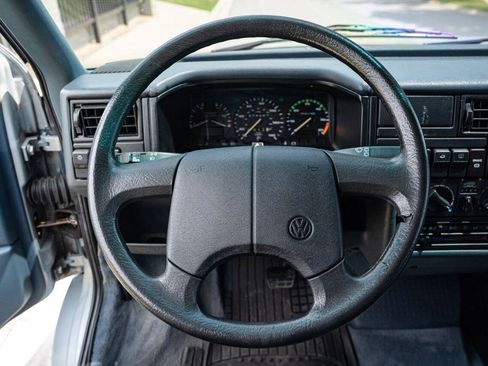 Used 1993 Volkswagen Eurovan GL FWD image 15
