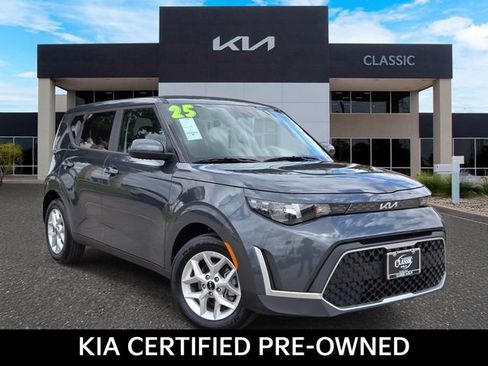 Certified 2025 Kia Soul LX FWD image 1