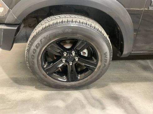Used 2024 RAM 1500 Warlock AWD/4WD image 6