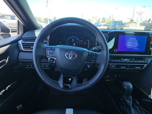 Certified 2026 Toyota Camry SE FWD image 10
