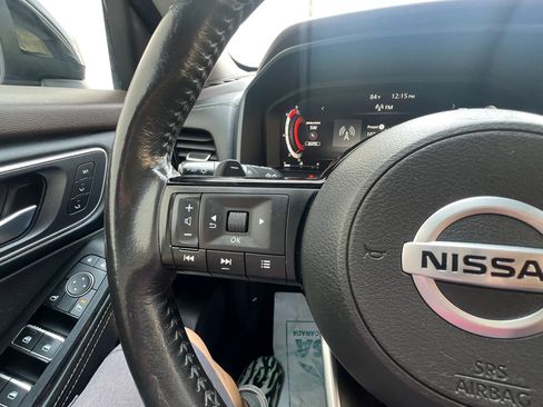 Used 2021 Nissan Rogue Platinum AWD/4WD image 19