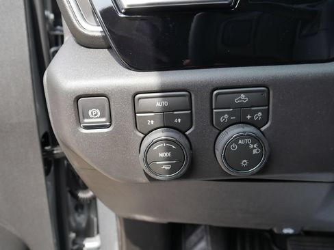 New 2026 Chevrolet Silverado 1500 LT AWD/4WD image 12