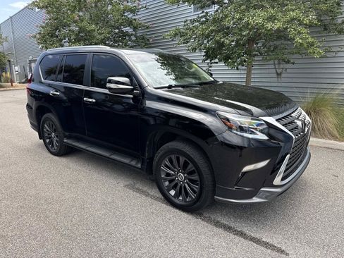 Used 2021 Lexus GX 460 Premium w/ Accessory Package AWD/4WD image 4
