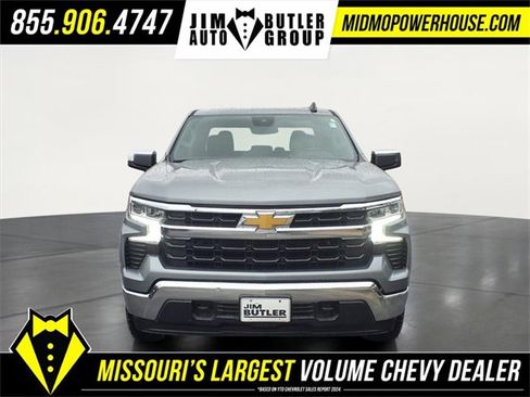 Used 2023 Chevrolet Silverado 1500 LT image 32