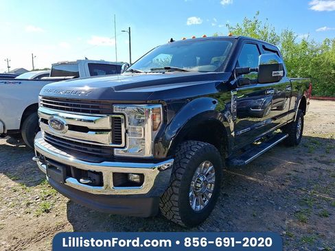 Used 2019 Ford F250 XLT w/ XLT Premium Package AWD/4WD image 1