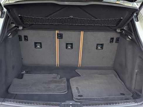 Used 2018 Porsche Macan image 6