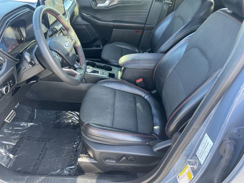 Certified 2023 Ford Escape ST-Line w/ Tech Pack #1 image 19