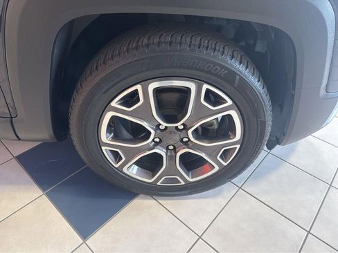 Used 2015 Jeep Renegade Limited FWD image 6