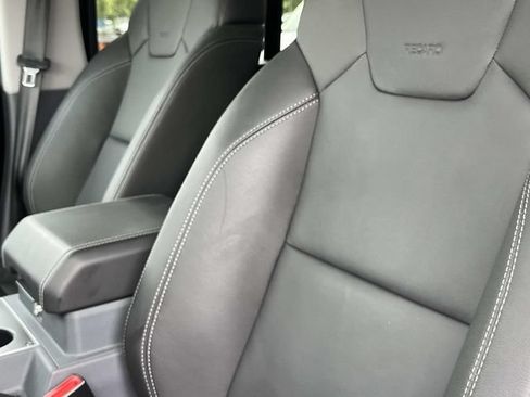 Used 2025 INEOS Grenadier AWD/4WD image 29