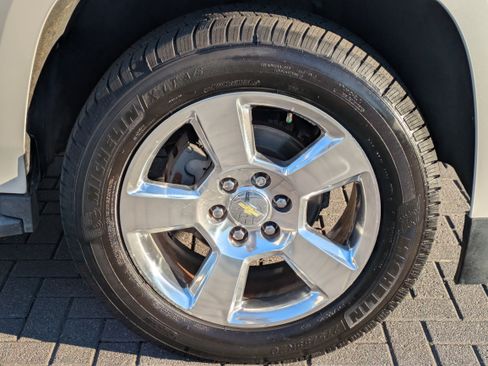 Used 2016 Chevrolet Tahoe LT image 12