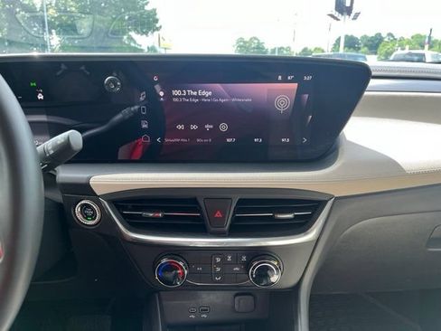 Used 2024 Buick Encore GX Preferred FWD image 13