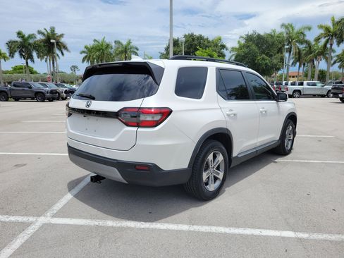Used 2023 Honda Pilot EX-L image 7