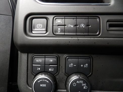 Used 2023 Chevrolet Tahoe LS image 37