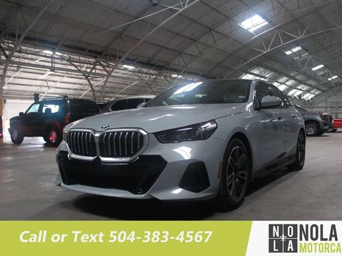 Used 2024 BMW 530i w/ Executive Package RWD image 2