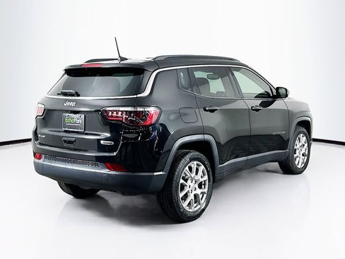 Used 2022 Jeep Compass Latitude image 9