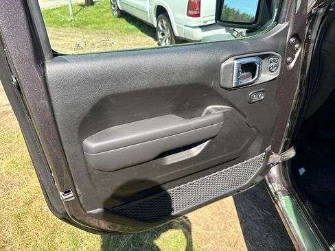 New 2026 Jeep Wrangler Unlimited Sport AWD/4WD image 17