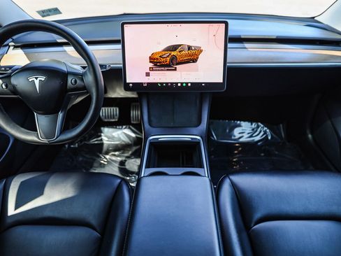 Used 2023 Tesla Model 3 Performance image 12