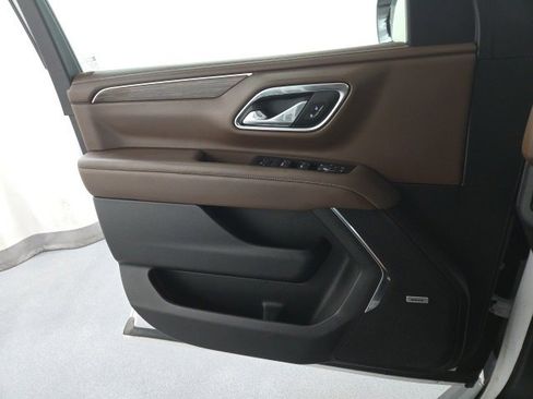 Used 2024 Chevrolet Tahoe High Country image 20