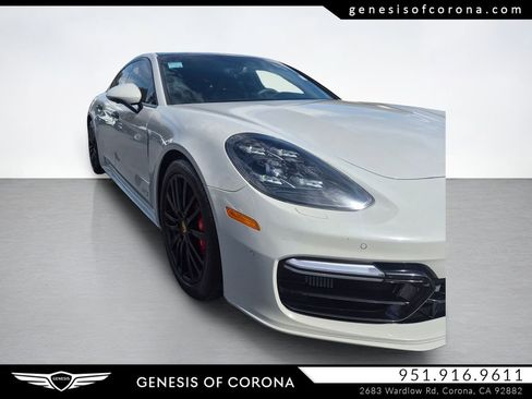 Used 2019 Porsche Panamera GTS AWD/4WD image 1