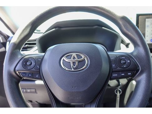 Certified 2023 Toyota RAV4 LE AWD/4WD image 16