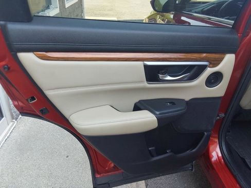 Used 2017 Honda CR-V Touring image 27