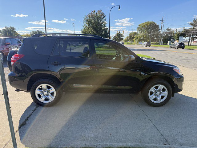 Used 2012 Toyota RAV4 FWD w/ Value Pkg image 4