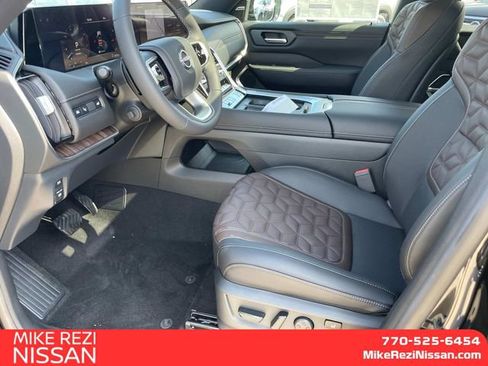 New 2025 Nissan Armada Platinum Reserve image 10
