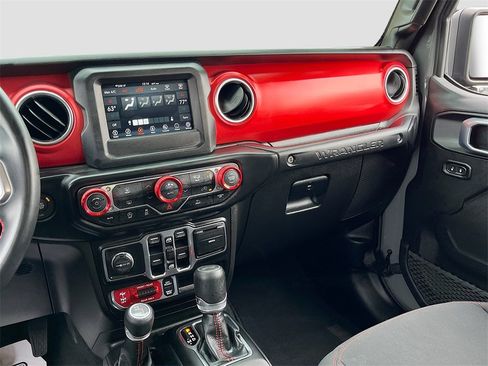 Certified 2021 Jeep Wrangler Unlimited Rubicon image 21