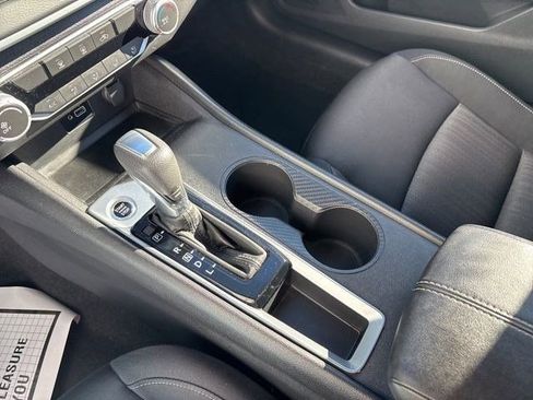 Used 2024 Nissan Altima 2.5 S image 25