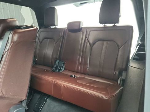 Used 2024 Ford Expedition Limited RWD image 34