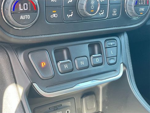 Used 2020 GMC Terrain Denali image 17