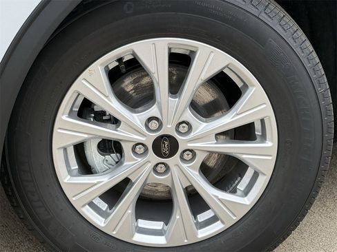 New 2026 Ford Escape Active image 32