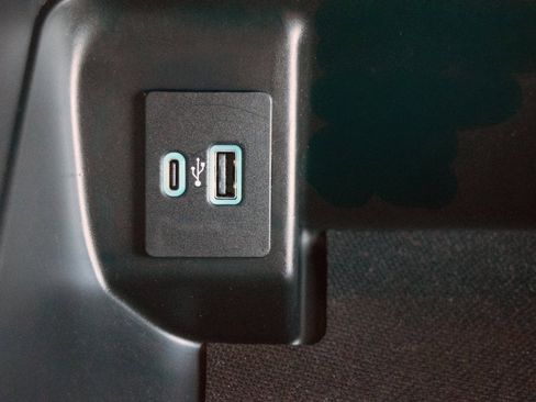 Used 2023 Ford F150 XLT w/ Equipment Group 302A High image 24