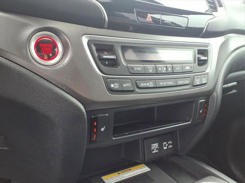 Used 2022 Honda Pilot Special Edition image 15