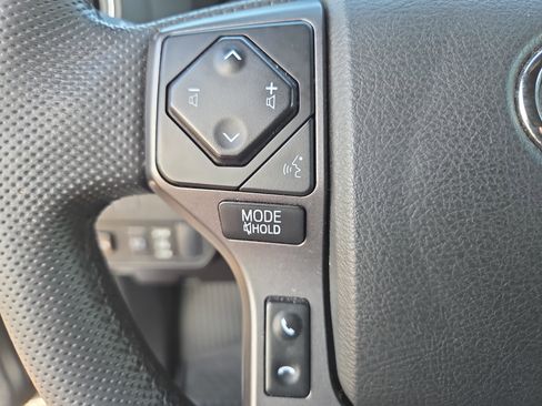 Certified 2023 Toyota Tacoma TRD Off-Road image 28