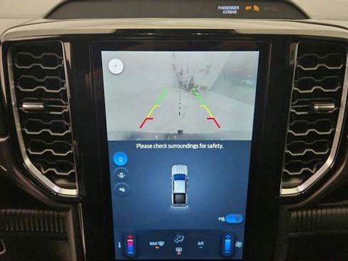 New 2025 Ford Ranger XLT w/ Black Appearance Package image 17