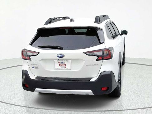 Certified 2025 Subaru Outback Limited w/ Popular Package #2 AWD/4WD image 8