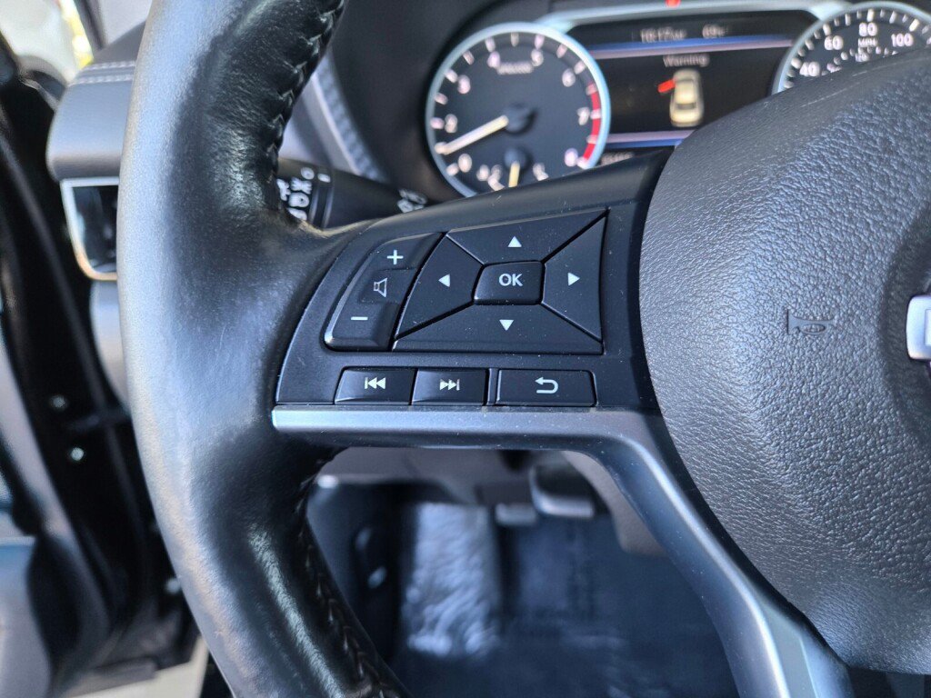 Used 2025 Nissan Sentra SV w/ All-Weather Package FWD image 24
