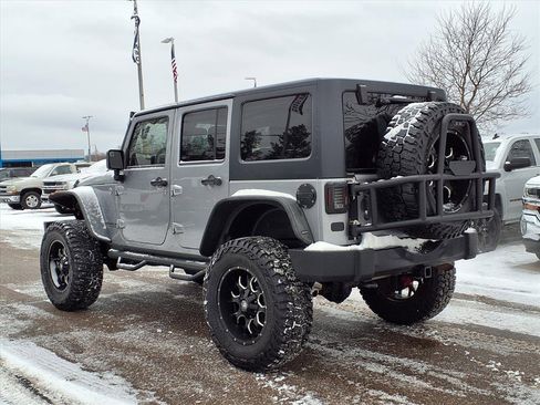Used 2014 Jeep Wrangler Unlimited Sport image 6