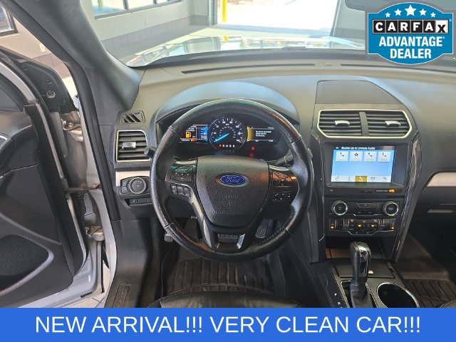 Used 2017 Ford Explorer XLT w/ Equipment Group 202A FWD image 16