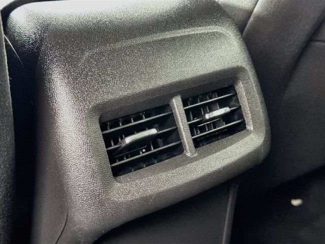 Used 2021 Chevrolet Equinox LT FWD image 34