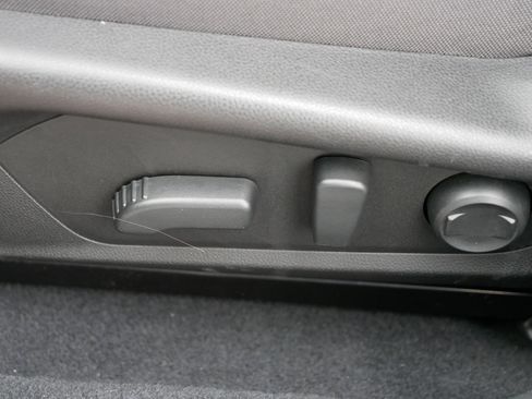 Used 2024 Subaru Crosstrek 2.0i Premium image 20