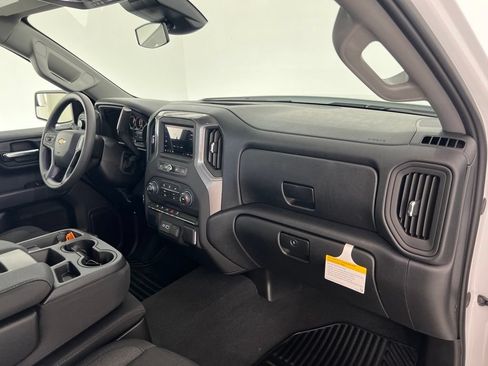 New 2026 Chevrolet Silverado 1500 Custom w/ Turbomax Blackout Package AWD/4WD image 25