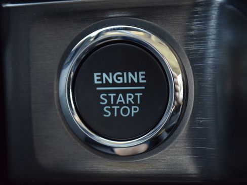 New 2026 Ford F250 Lariat w/ Chrome Package image 15