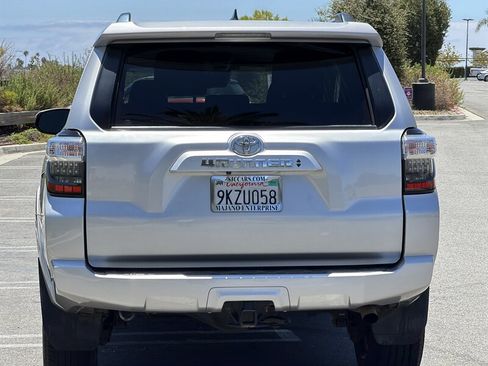 Used 2021 Toyota 4Runner SR5 RWD image 5