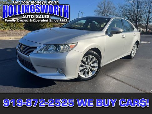 Used 2013 Lexus ES 300h image 1