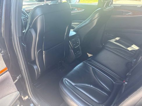 Used 2019 Lincoln Nautilus Select AWD/4WD image 20